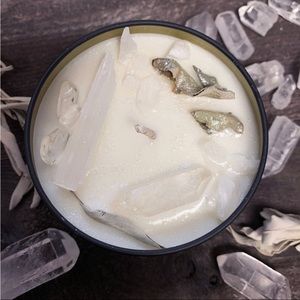 Cleansing white sage soy candle with crystals 8oz